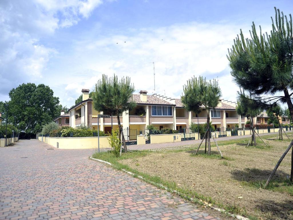 Residence Mediterraneo Лідо-делле-Націоні Екстер'єр фото